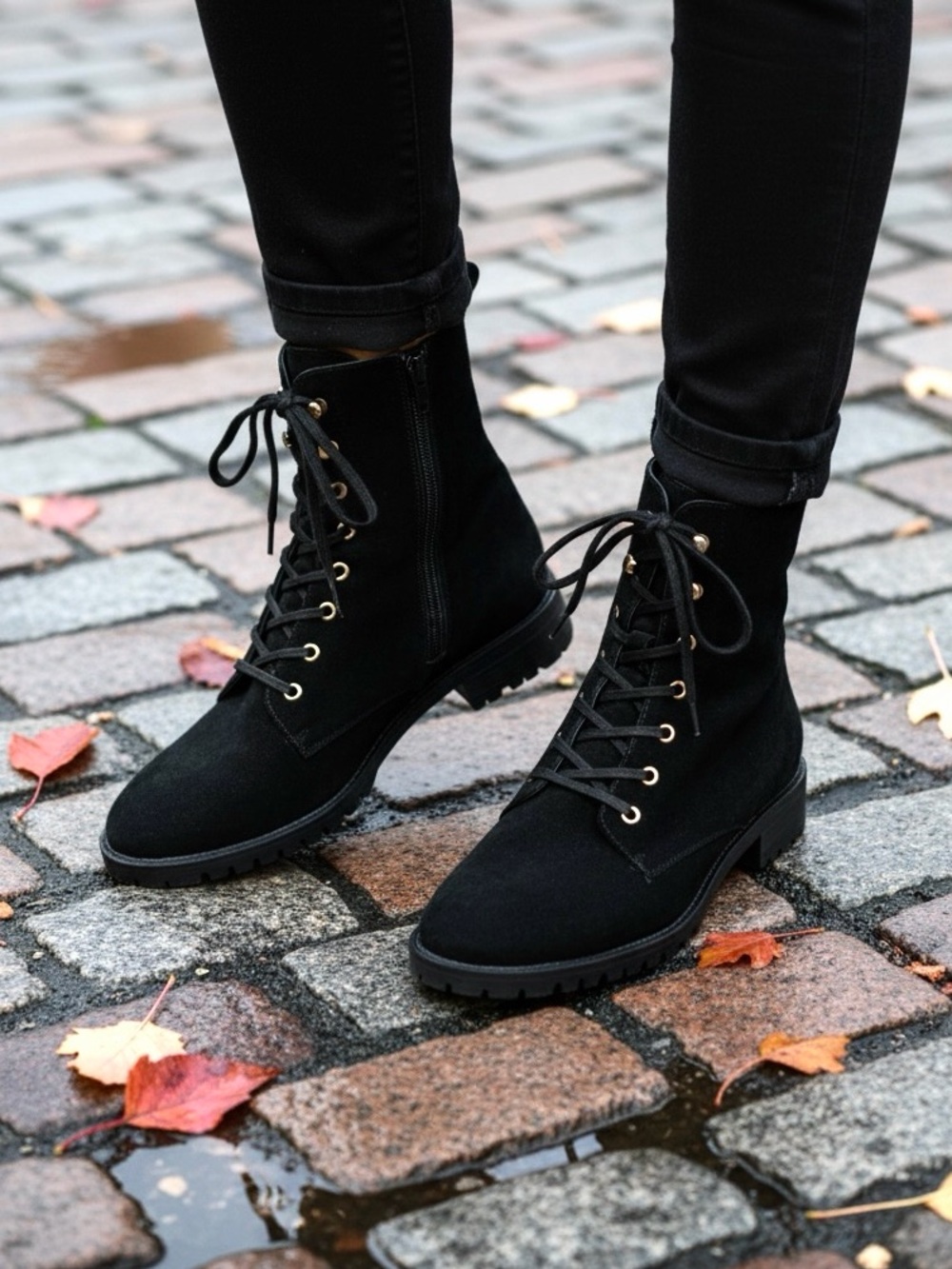 Stuart Weitzman Laine Black Suede Boots Lace-Up Combat Fall Winter Size 8.5